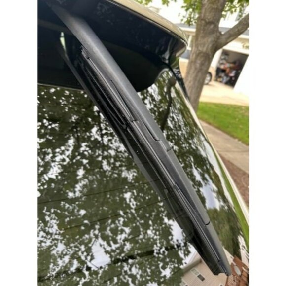 14 Inch Rear Wiper Blade Replacement - Picture 2 of 3